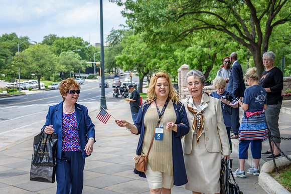 CDL_9052